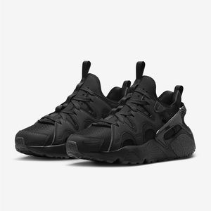 Nike Huarache Black size 7